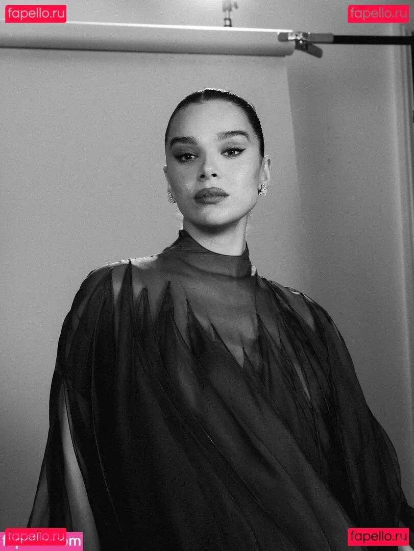 Hailee Steinfeld Onlyfans Photo Gallery 