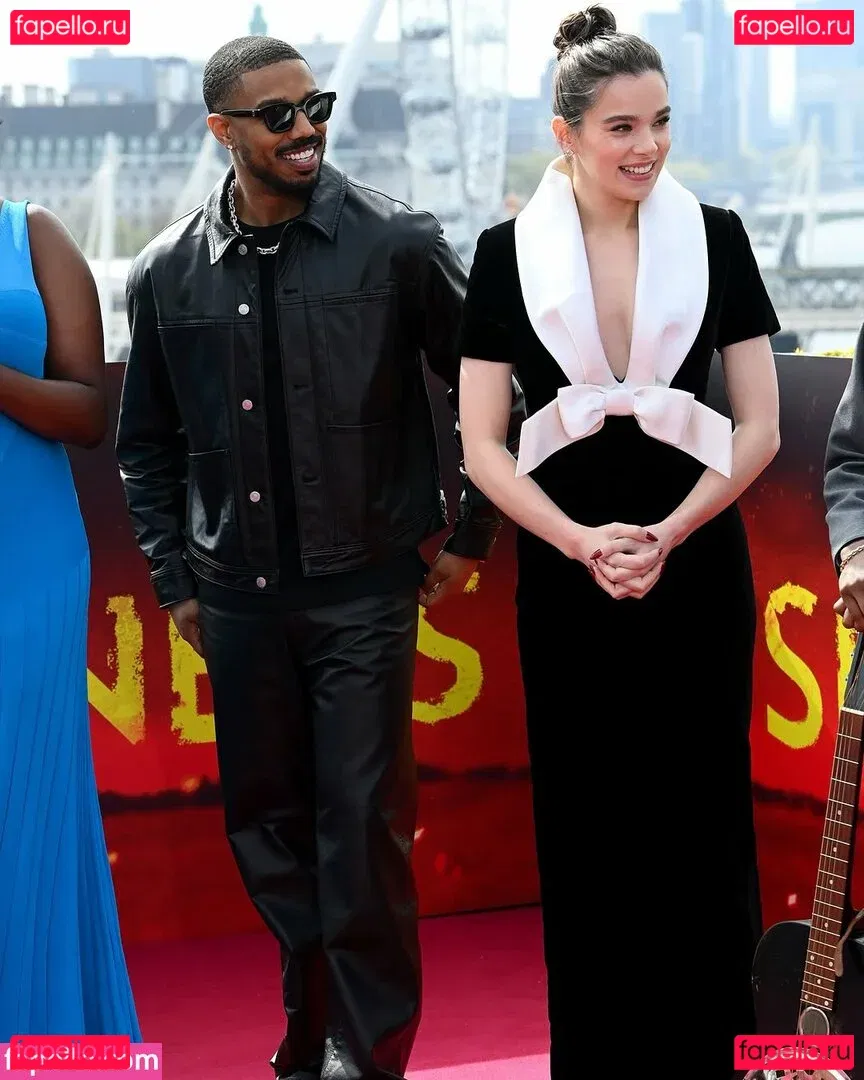 Hailee Steinfeld Onlyfans Photo Gallery 