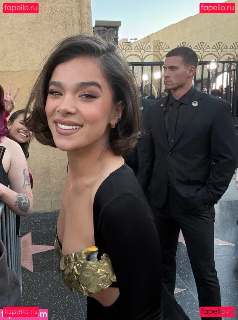 Hailee Steinfeld Onlyfans Photo Gallery 