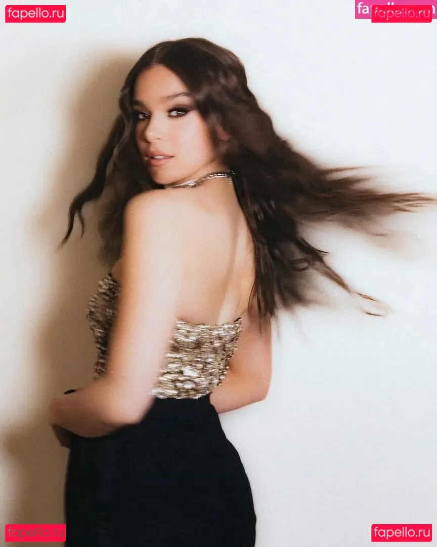 Hailee Steinfeld Onlyfans Photo Gallery 