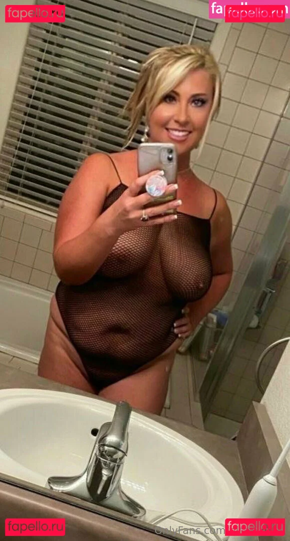 nitamarie1 Onlyfans Photo Gallery 