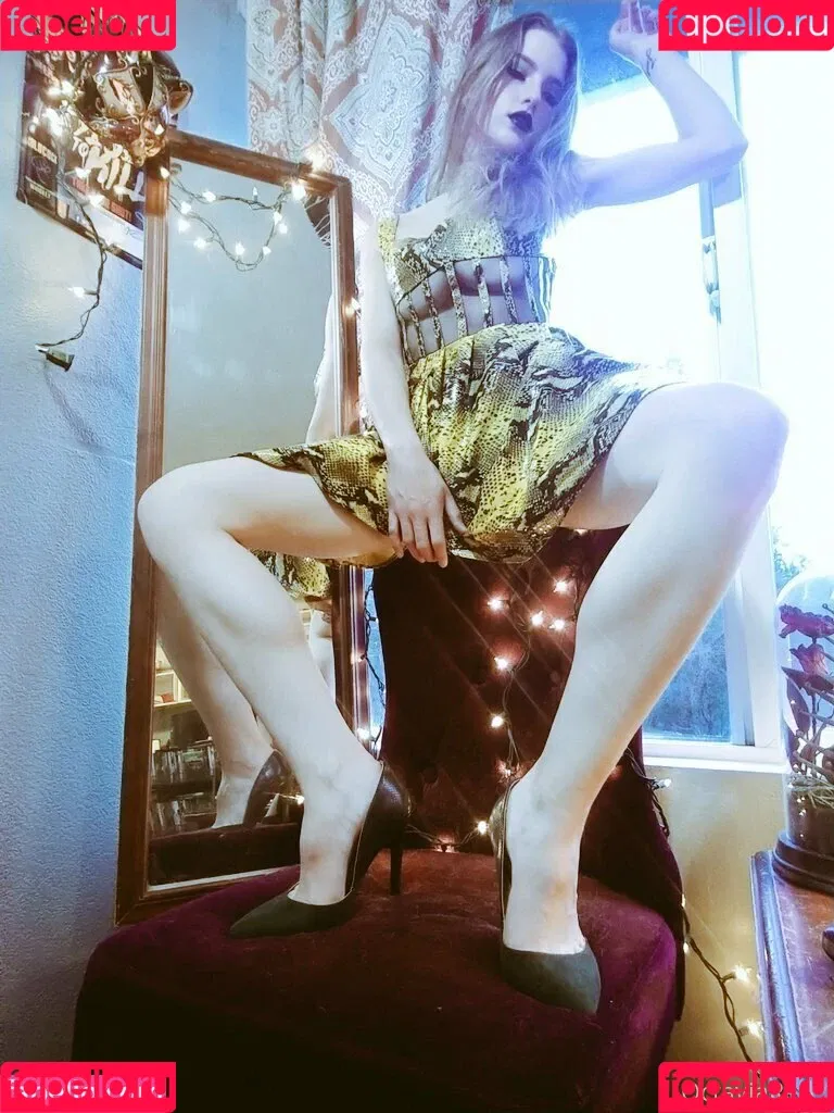 octaviared Onlyfans Photo Gallery 