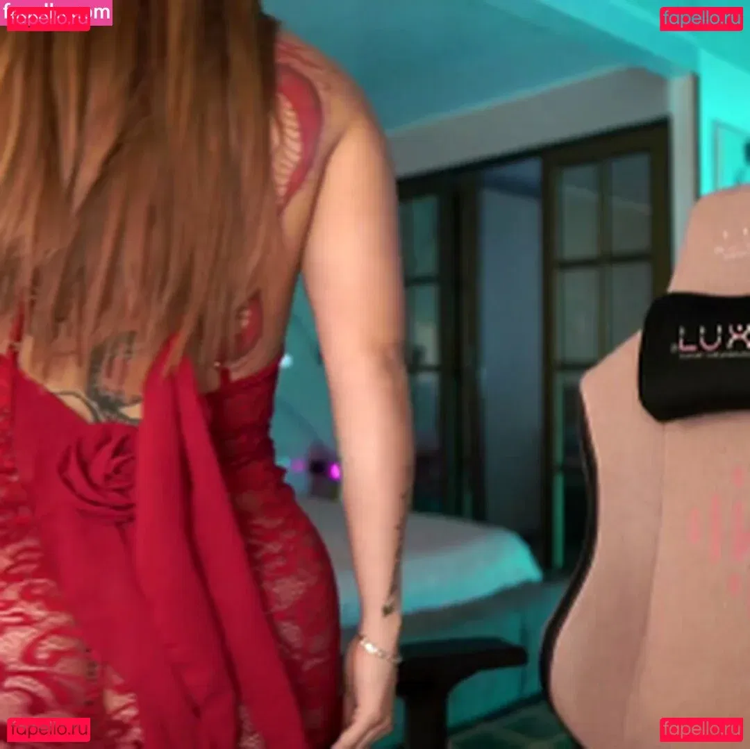 Nina_Mon Onlyfans Photo Gallery 