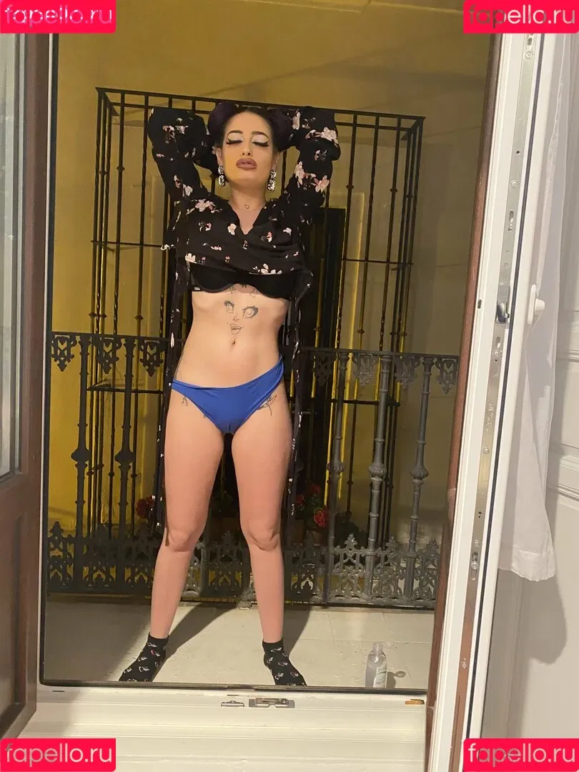 kleopwtrx Onlyfans Photo Gallery 