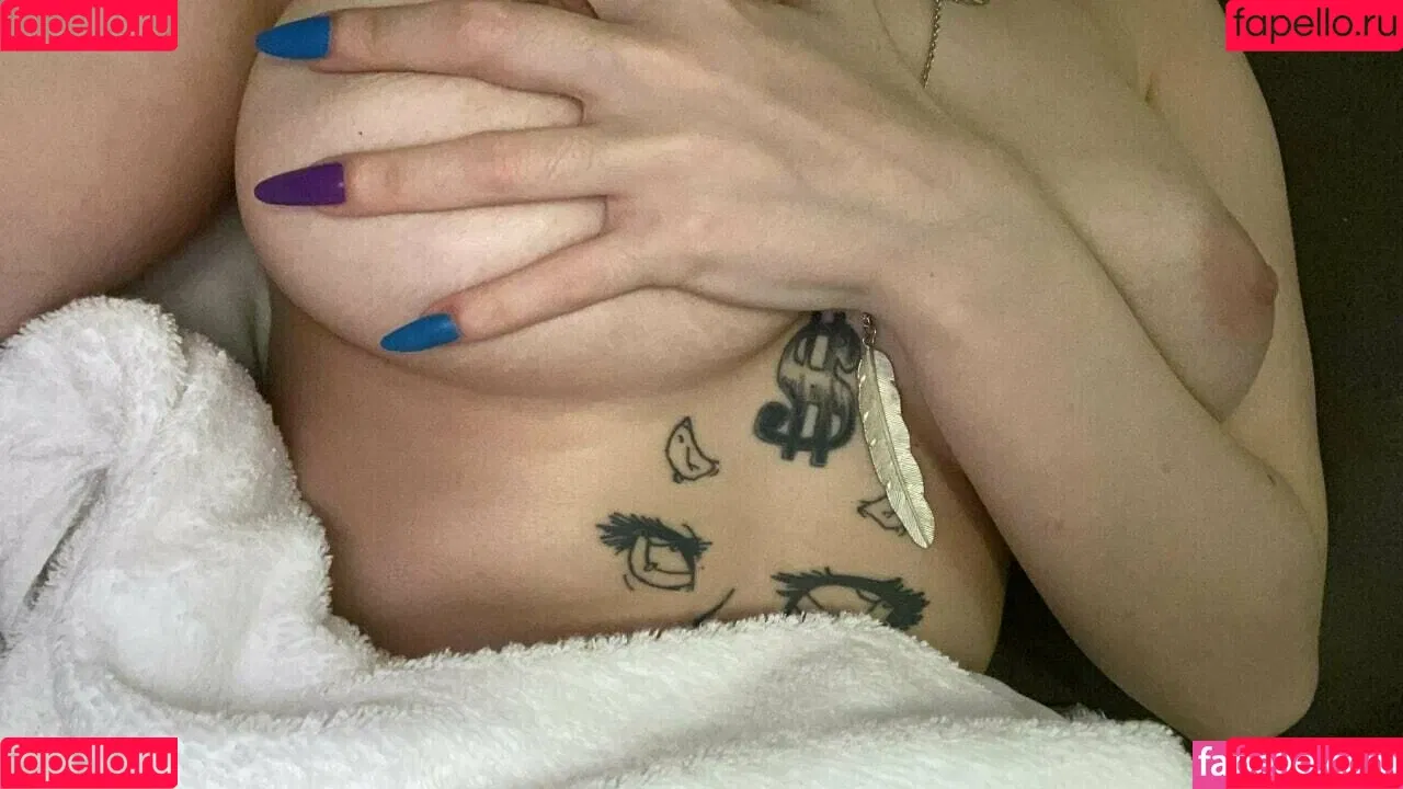 kleopwtrx Onlyfans Photo Gallery 