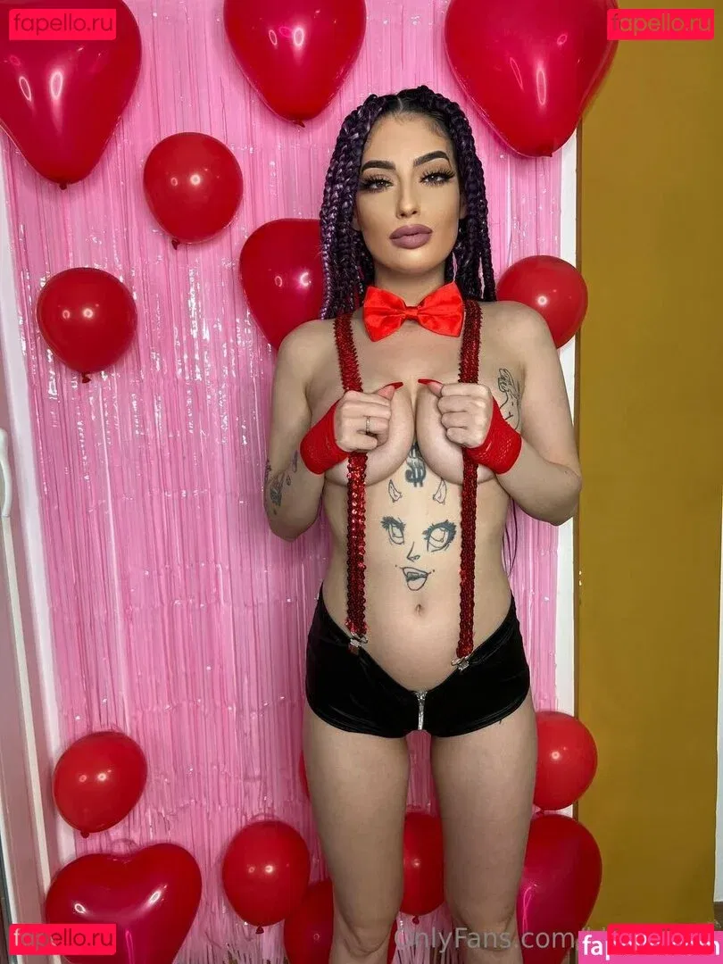 kleopwtrx Onlyfans Photo Gallery 