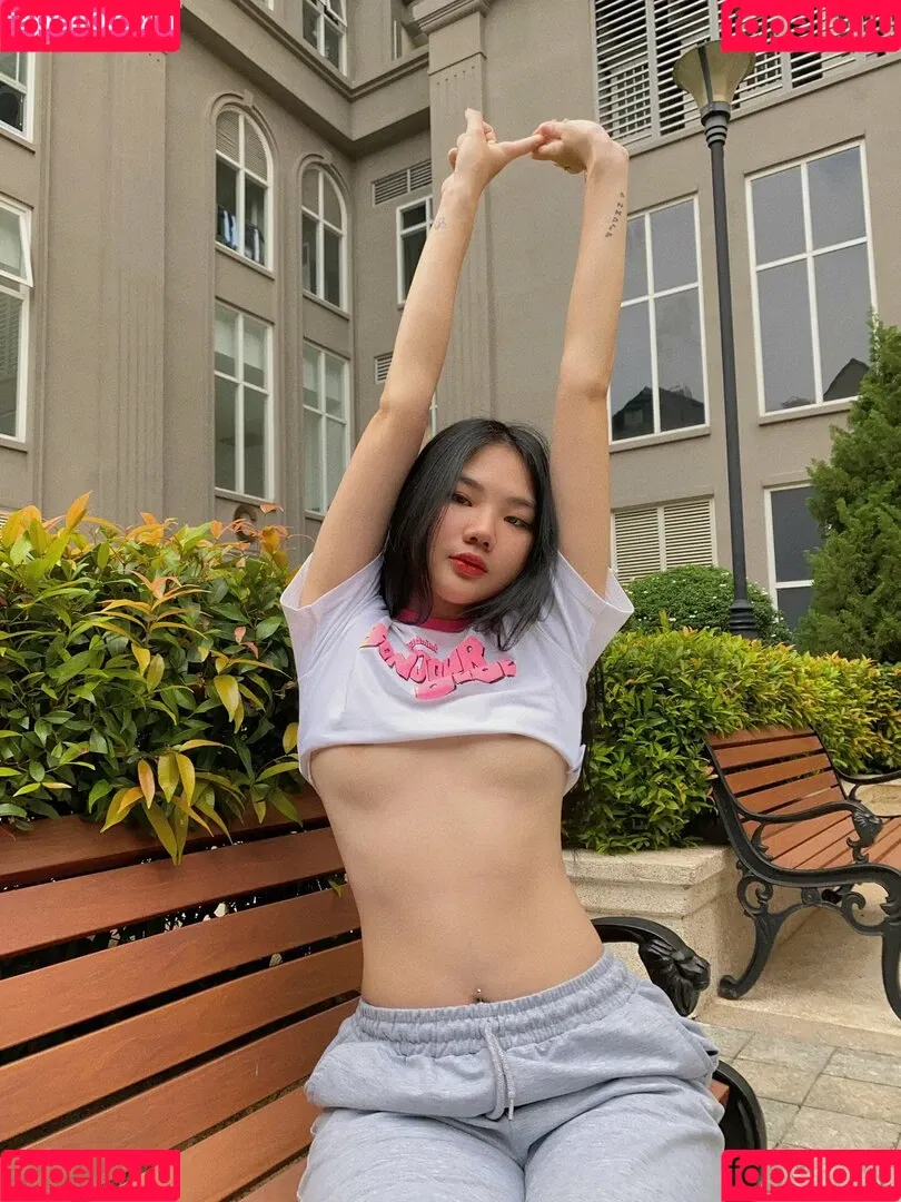Thanh Nhen Onlyfans Photo Gallery 