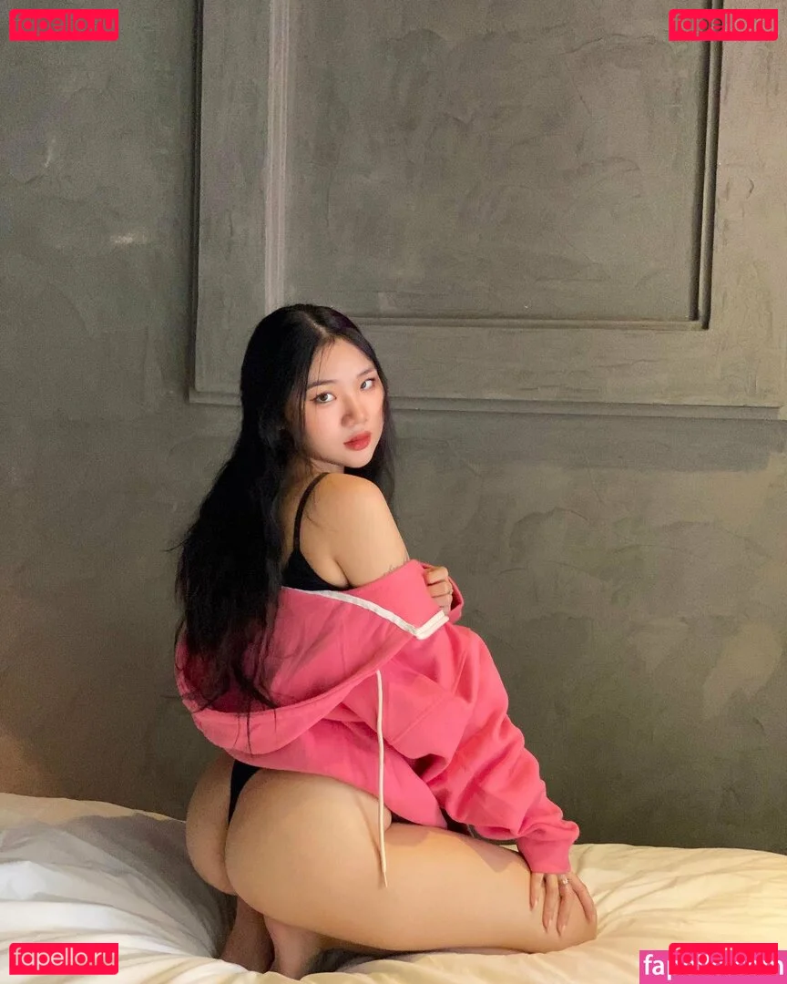Thanh Nhen Onlyfans Photo Gallery 