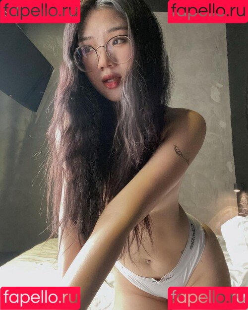 Thanh Nhen Onlyfans Photo Gallery 