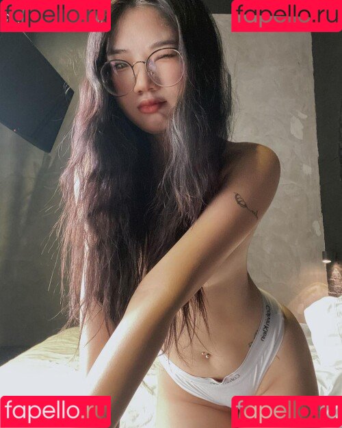 Thanh Nhen Onlyfans Photo Gallery 