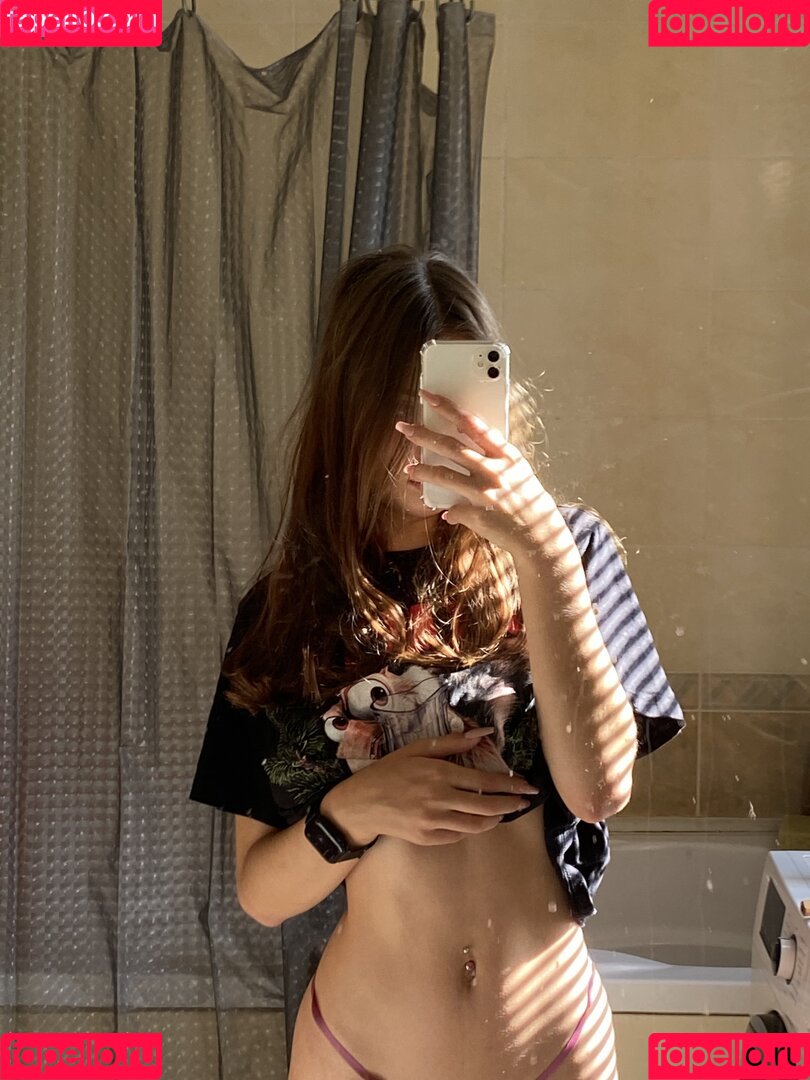 olhiia Onlyfans Photo Gallery 