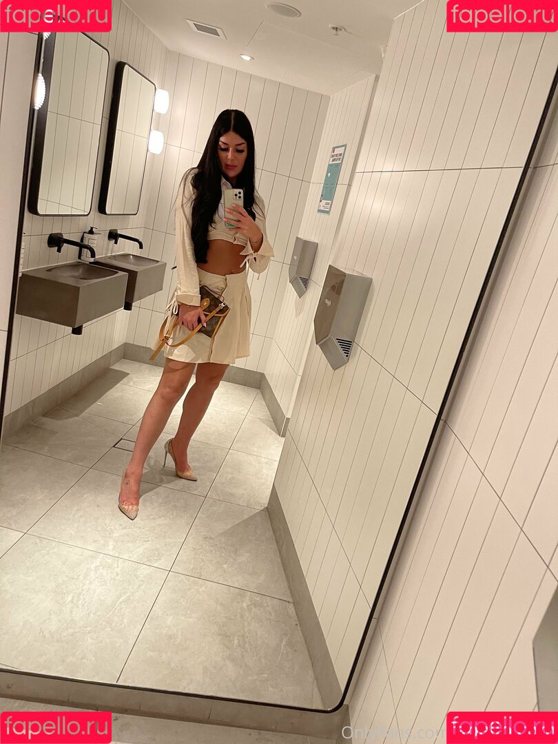 elleandspells Onlyfans Photo Gallery 