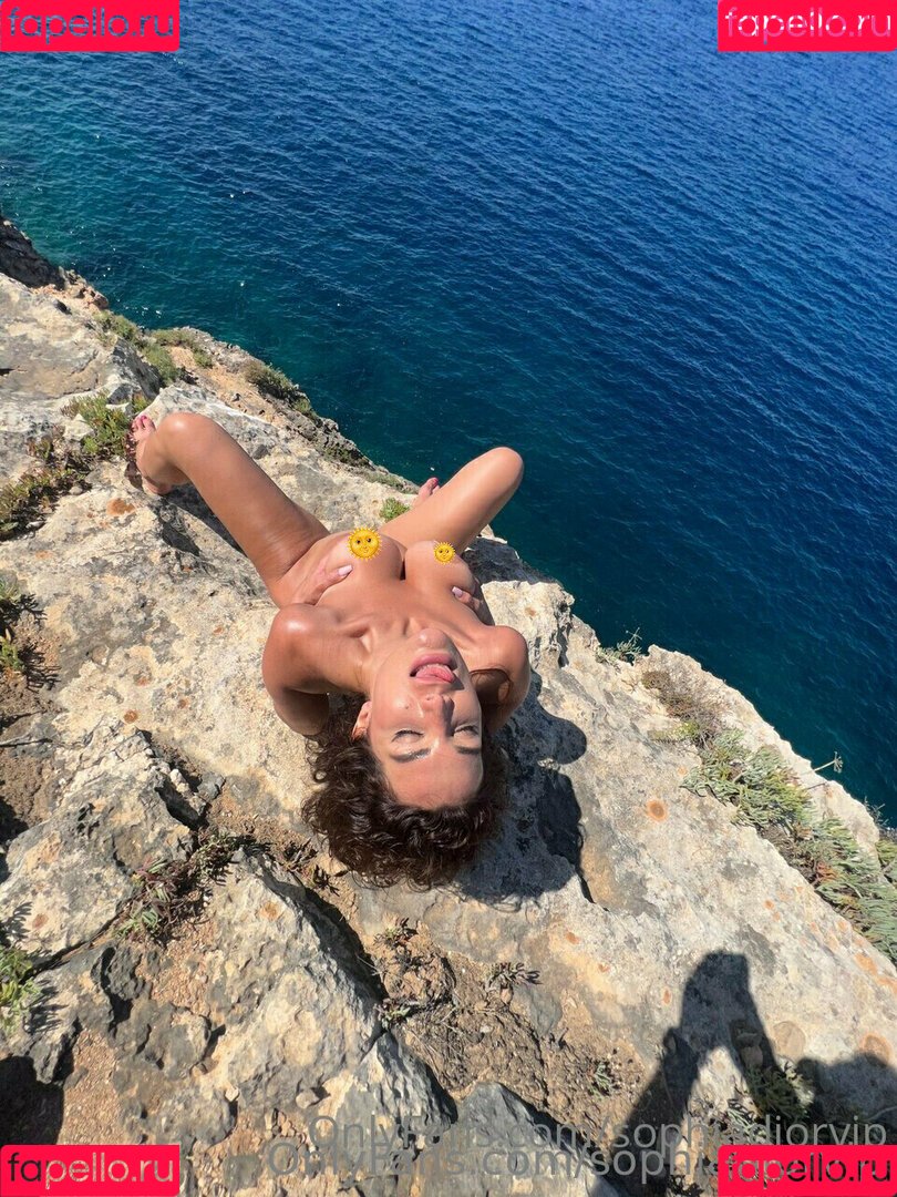 sophiadiorvip Onlyfans Photo Gallery 