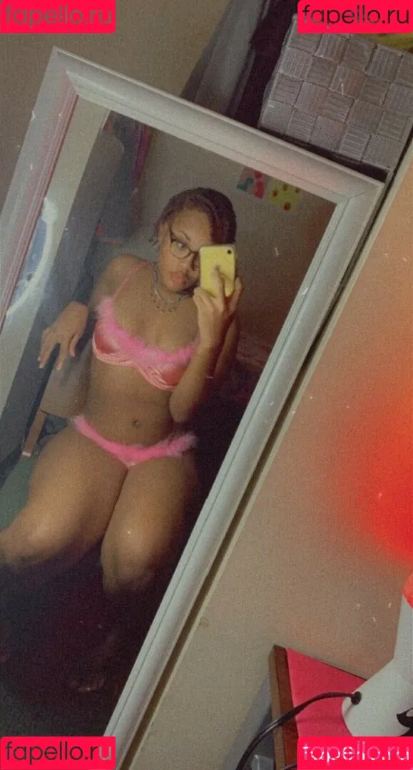 Elsacandy Onlyfans Photo Gallery 