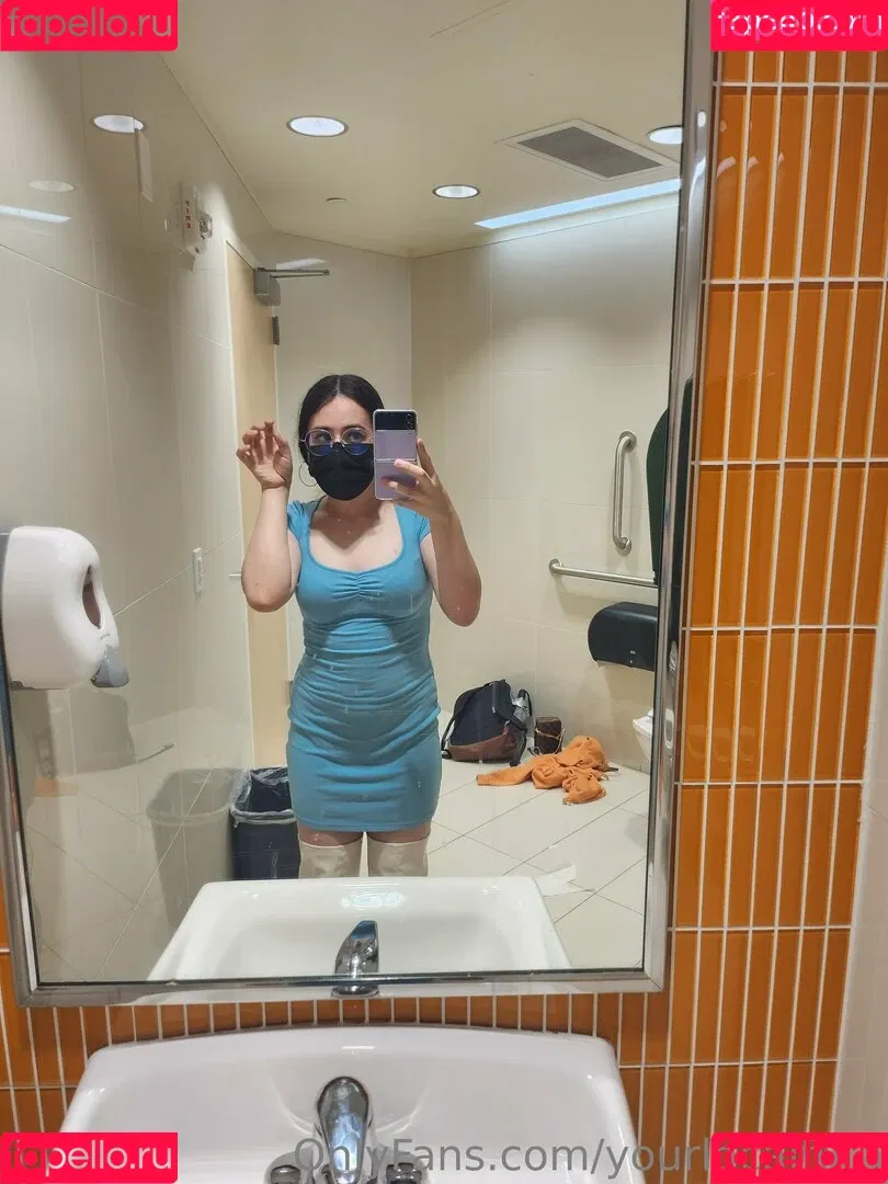 yourlocalfuta Onlyfans Photo Gallery 