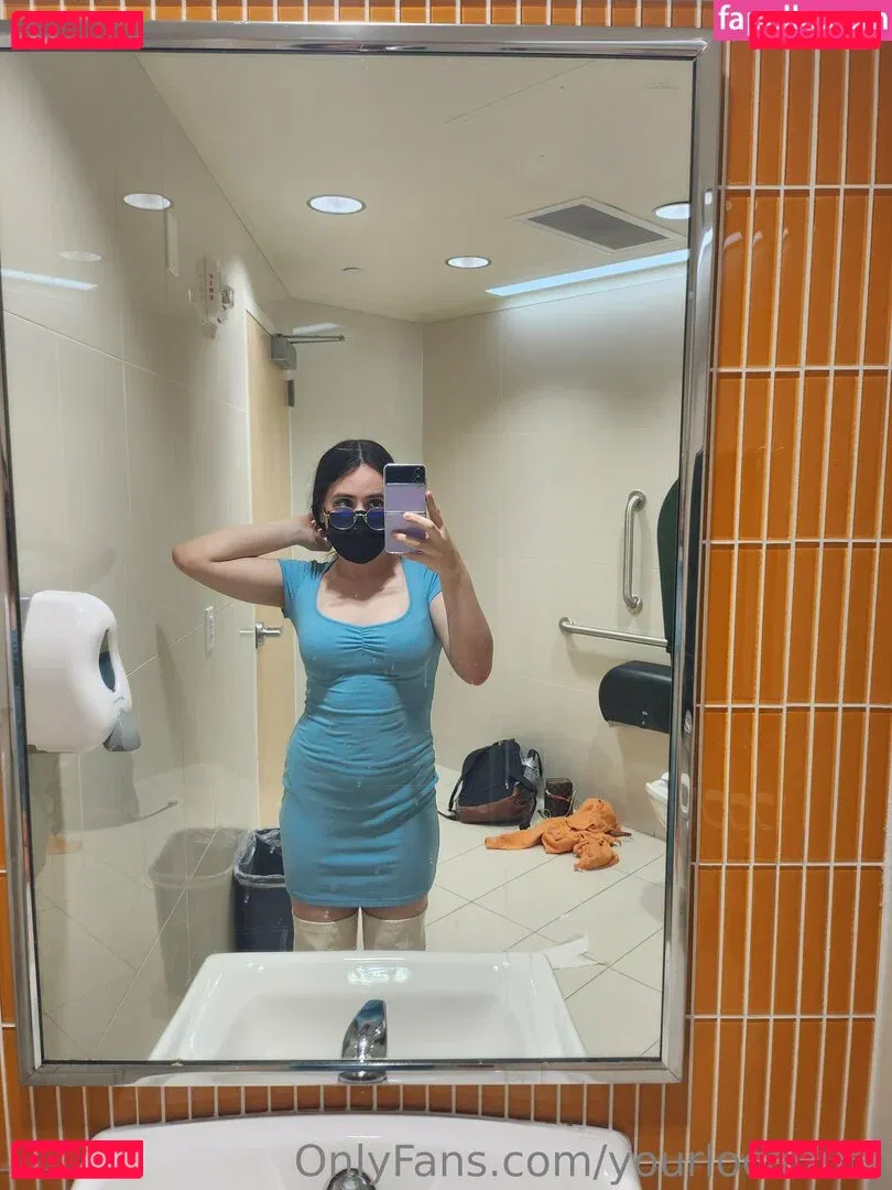 yourlocalfuta Onlyfans Photo Gallery 