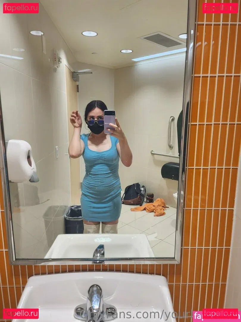 yourlocalfuta Onlyfans Photo Gallery 