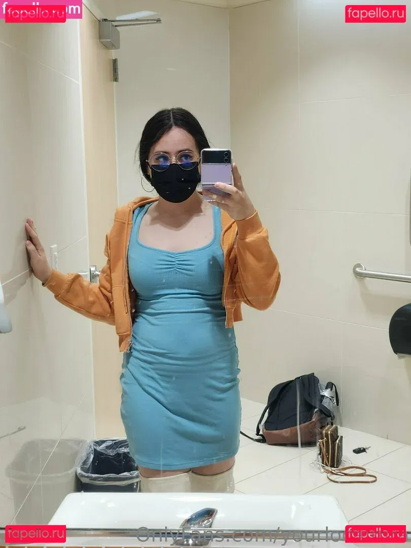 yourlocalfuta Onlyfans Photo Gallery 