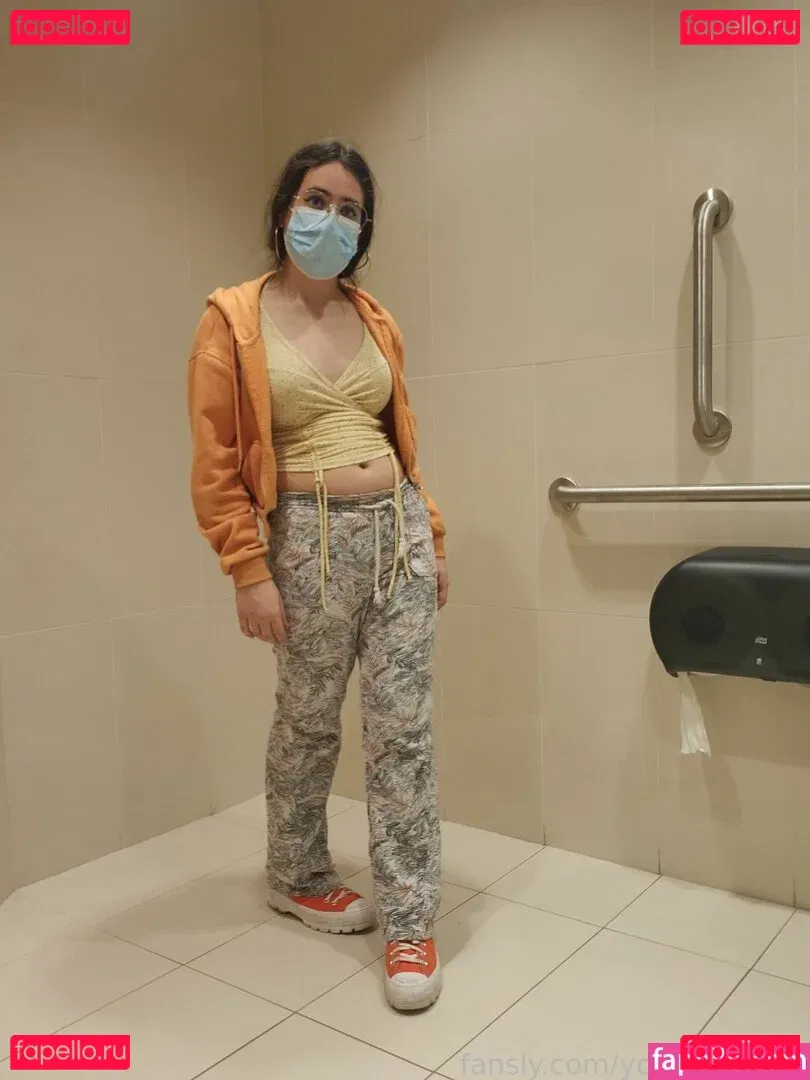 yourlocalfuta Onlyfans Photo Gallery 