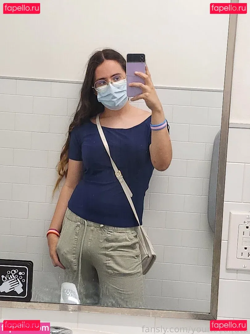 yourlocalfuta Onlyfans Photo Gallery 