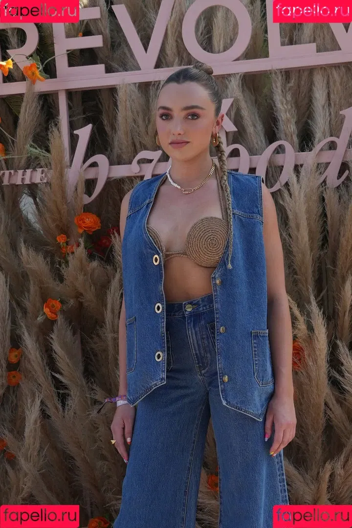Peyton List Onlyfans Photo Gallery 