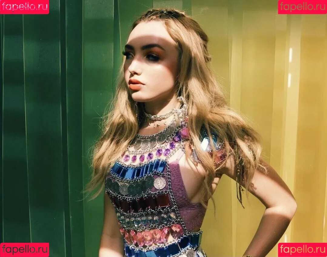 Peyton List Onlyfans Photo Gallery 