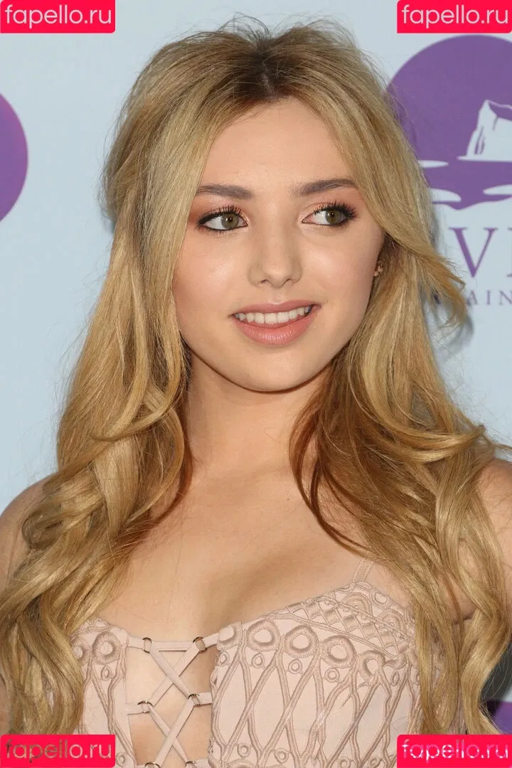 Peyton List Onlyfans Photo Gallery 