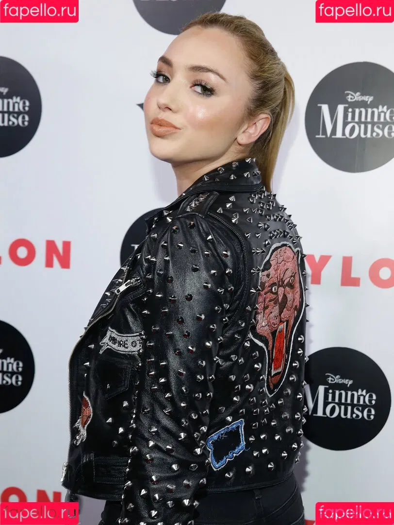 Peyton List Onlyfans Photo Gallery 