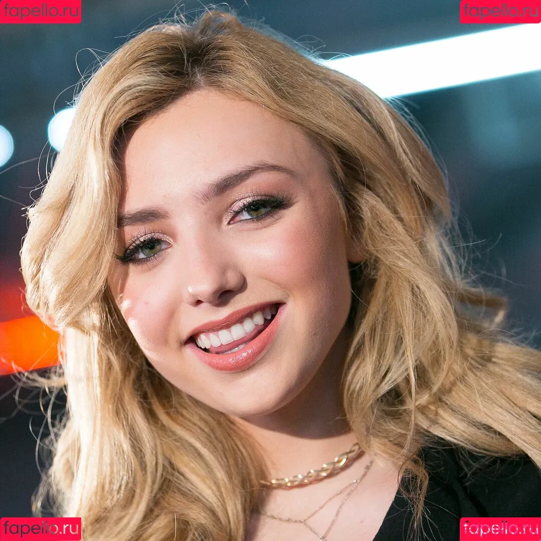 Peyton List Onlyfans Photo Gallery 