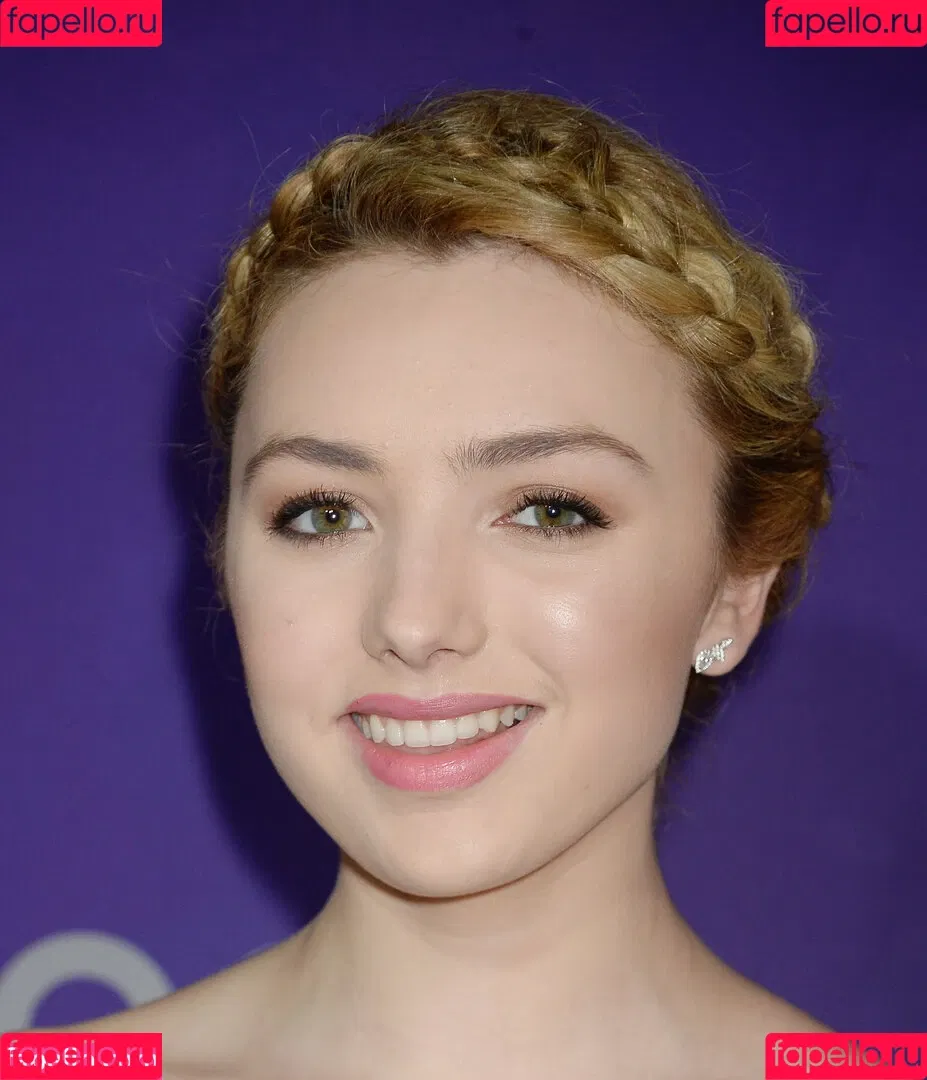 Peyton List Onlyfans Photo Gallery 
