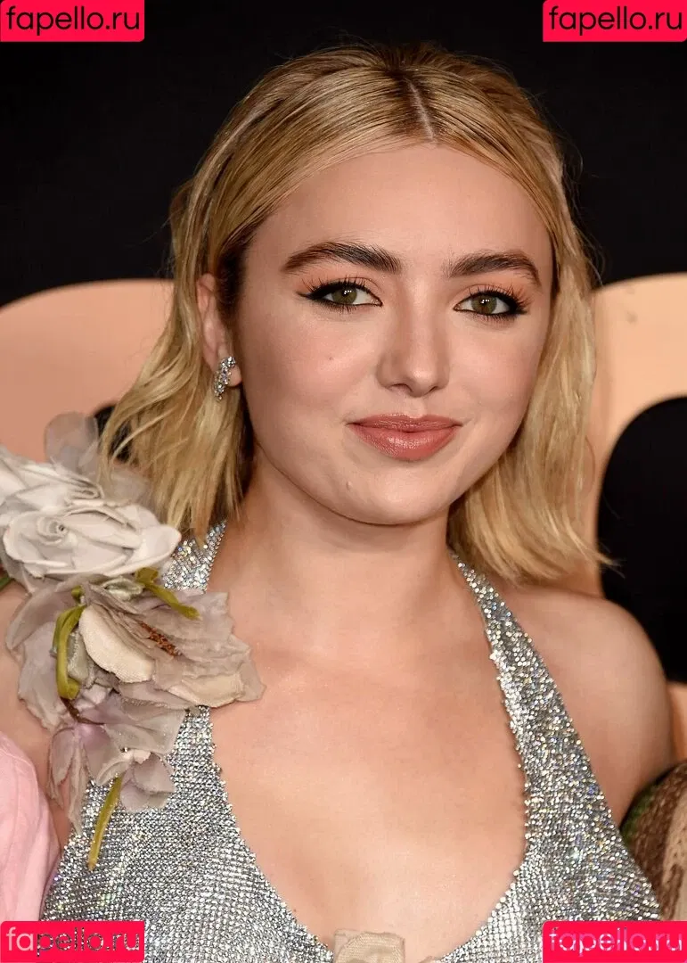 Peyton List Onlyfans Photo Gallery 