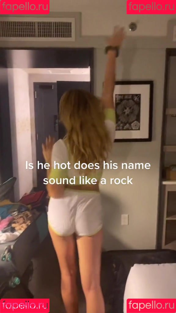 Peyton List Onlyfans Photo Gallery 