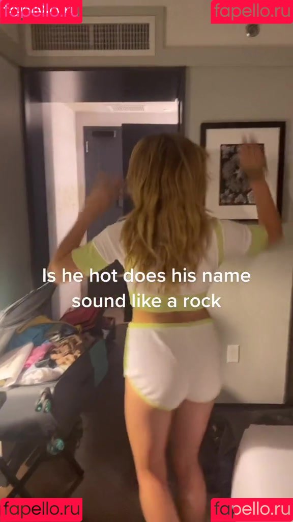 Peyton List Onlyfans Photo Gallery 