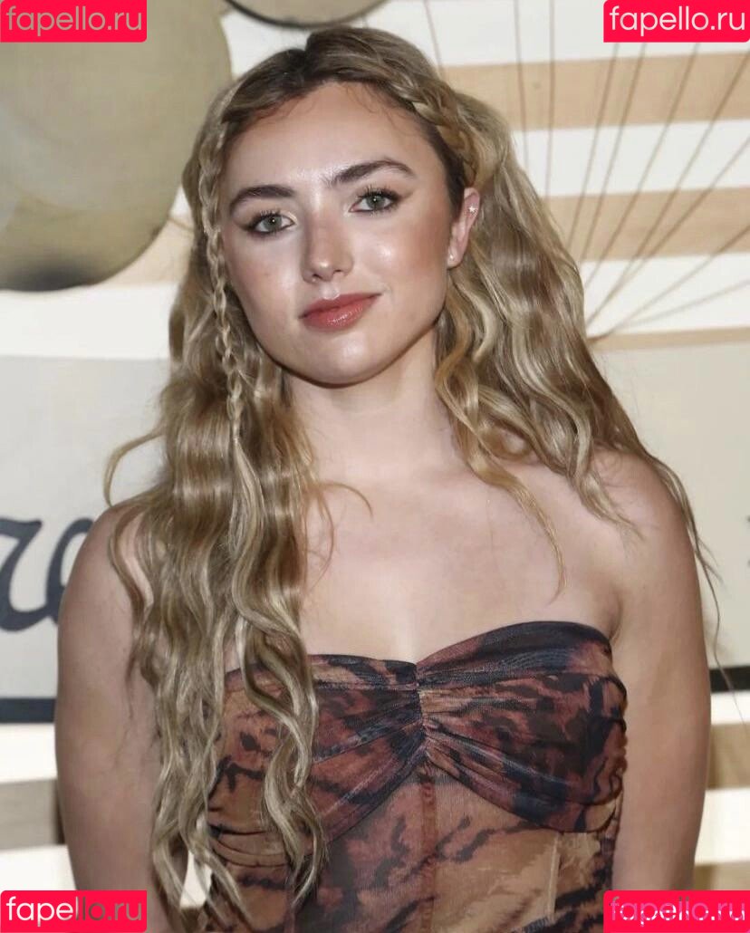 Peyton List Onlyfans Photo Gallery 
