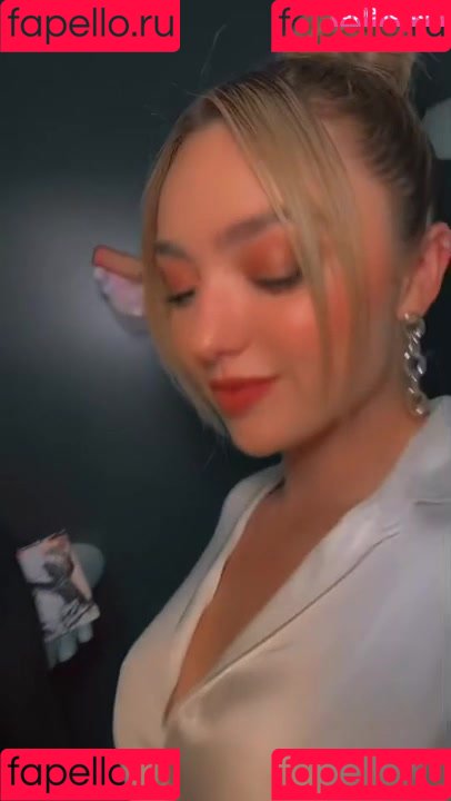 Peyton List Onlyfans Photo Gallery 