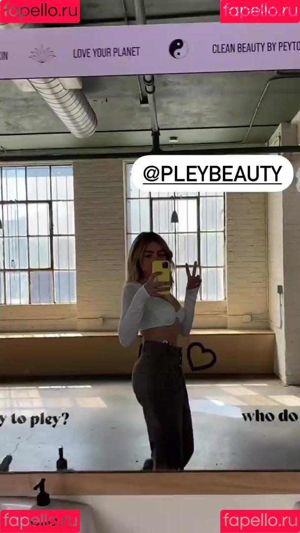 Peyton List Onlyfans Photo Gallery 