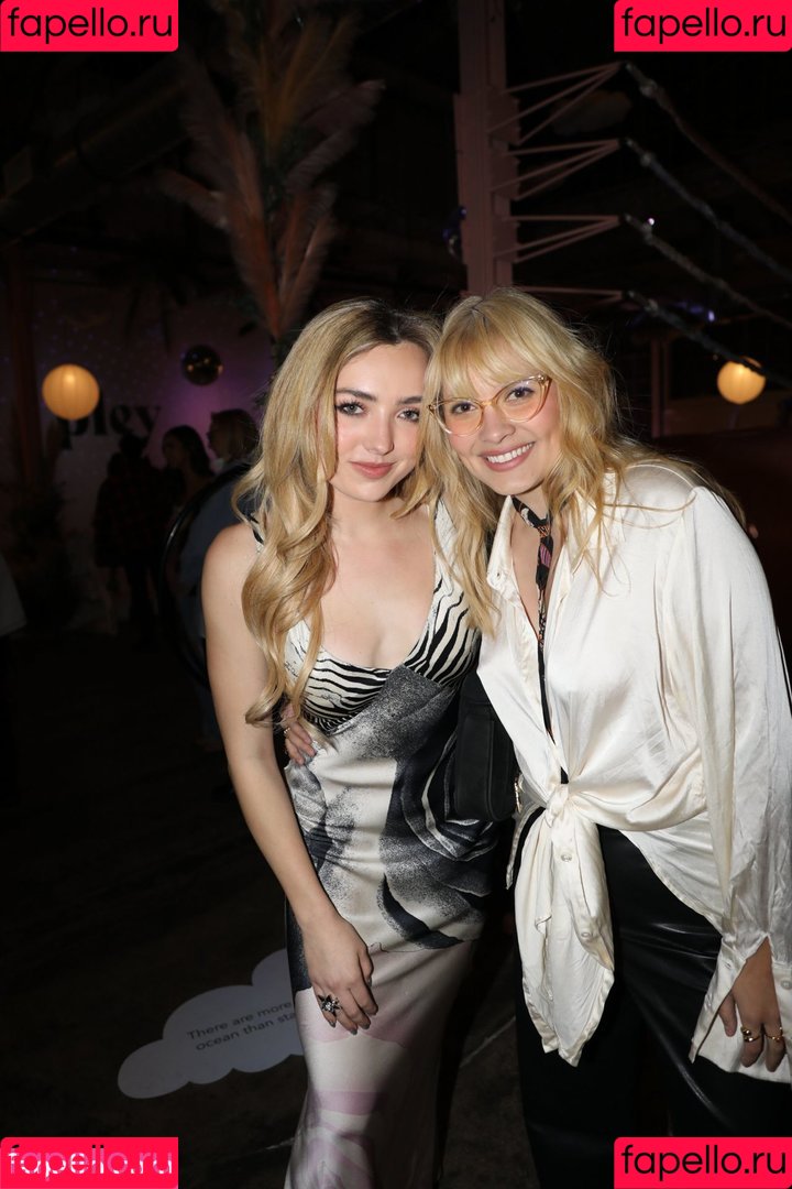 Peyton List Onlyfans Photo Gallery 