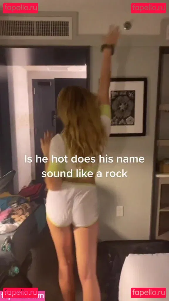 Peyton List Onlyfans Photo Gallery 