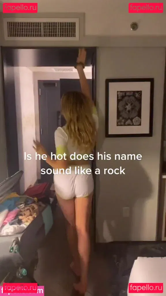 Peyton List Onlyfans Photo Gallery 