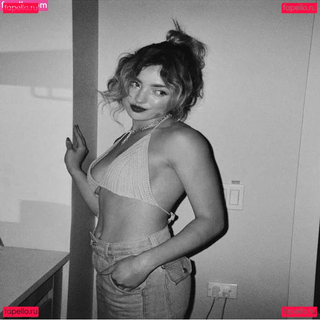 Peyton List Onlyfans Photo Gallery 