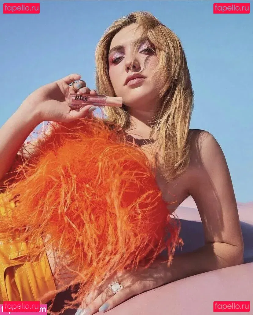 Peyton List Onlyfans Photo Gallery 