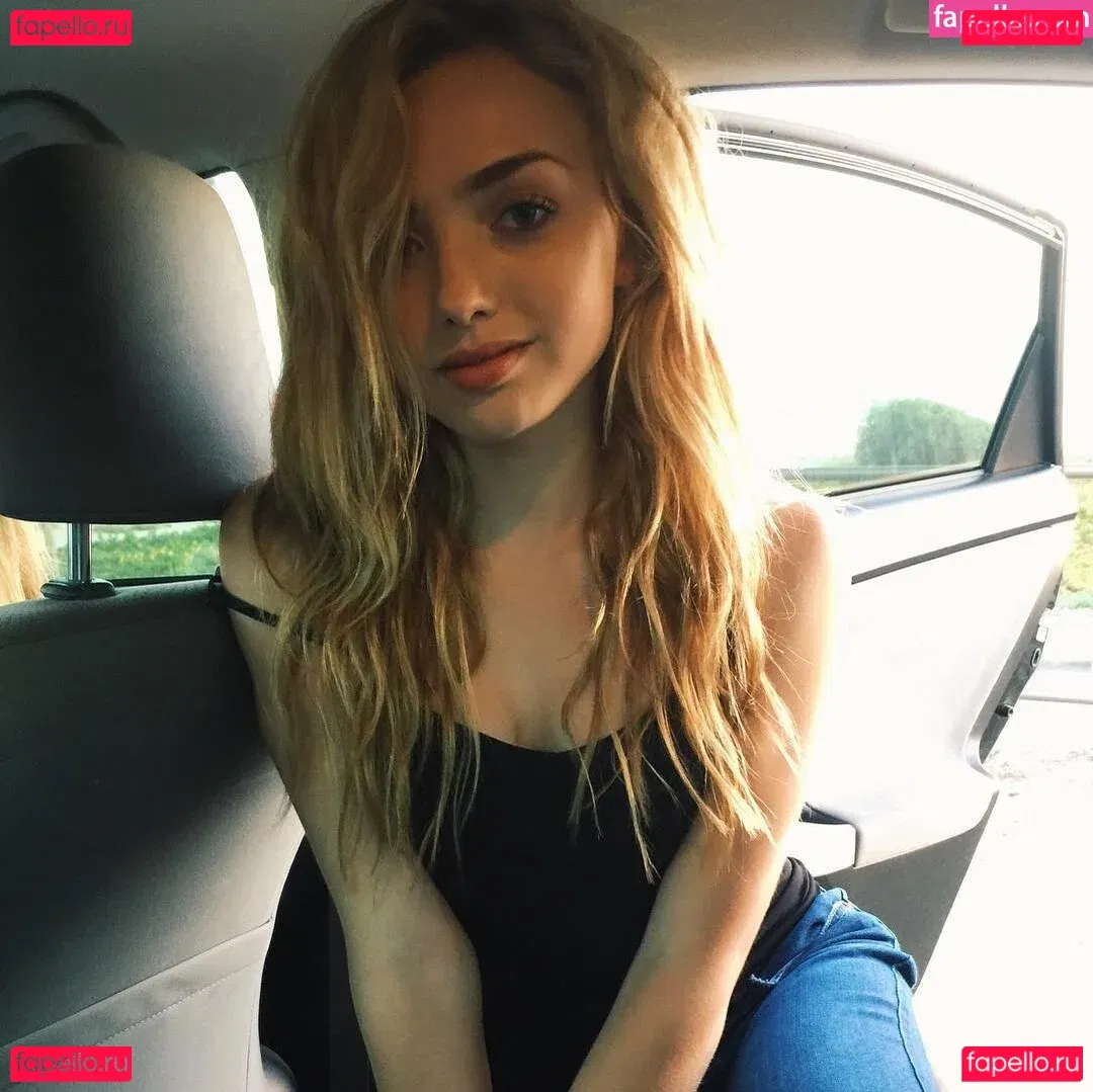 Peyton List Onlyfans Photo Gallery 