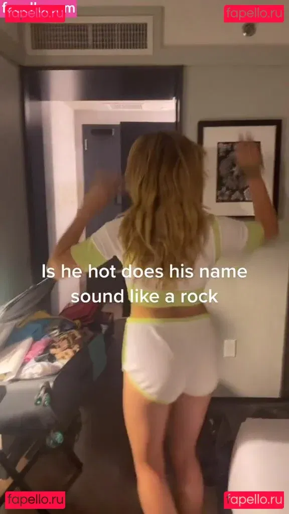 Peyton List Onlyfans Photo Gallery 