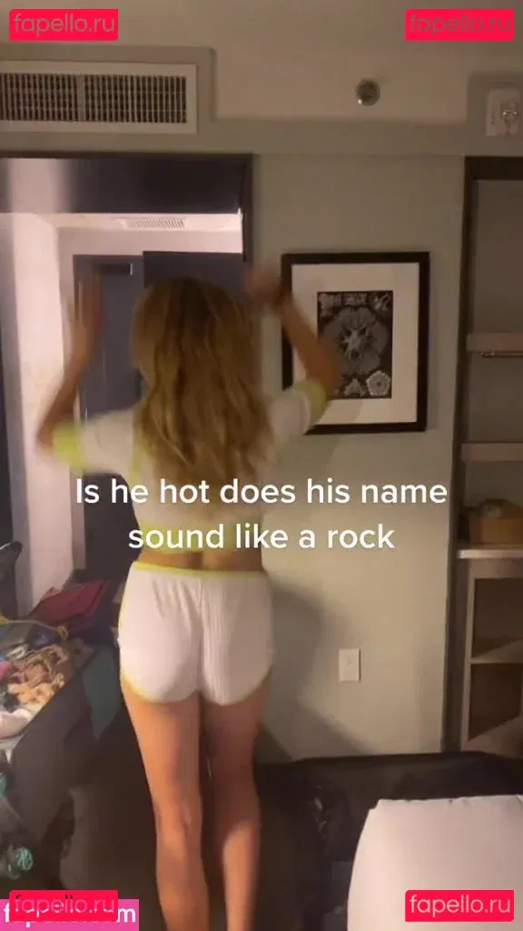 Peyton List Onlyfans Photo Gallery 