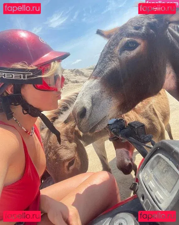 Peyton List Onlyfans Photo Gallery 