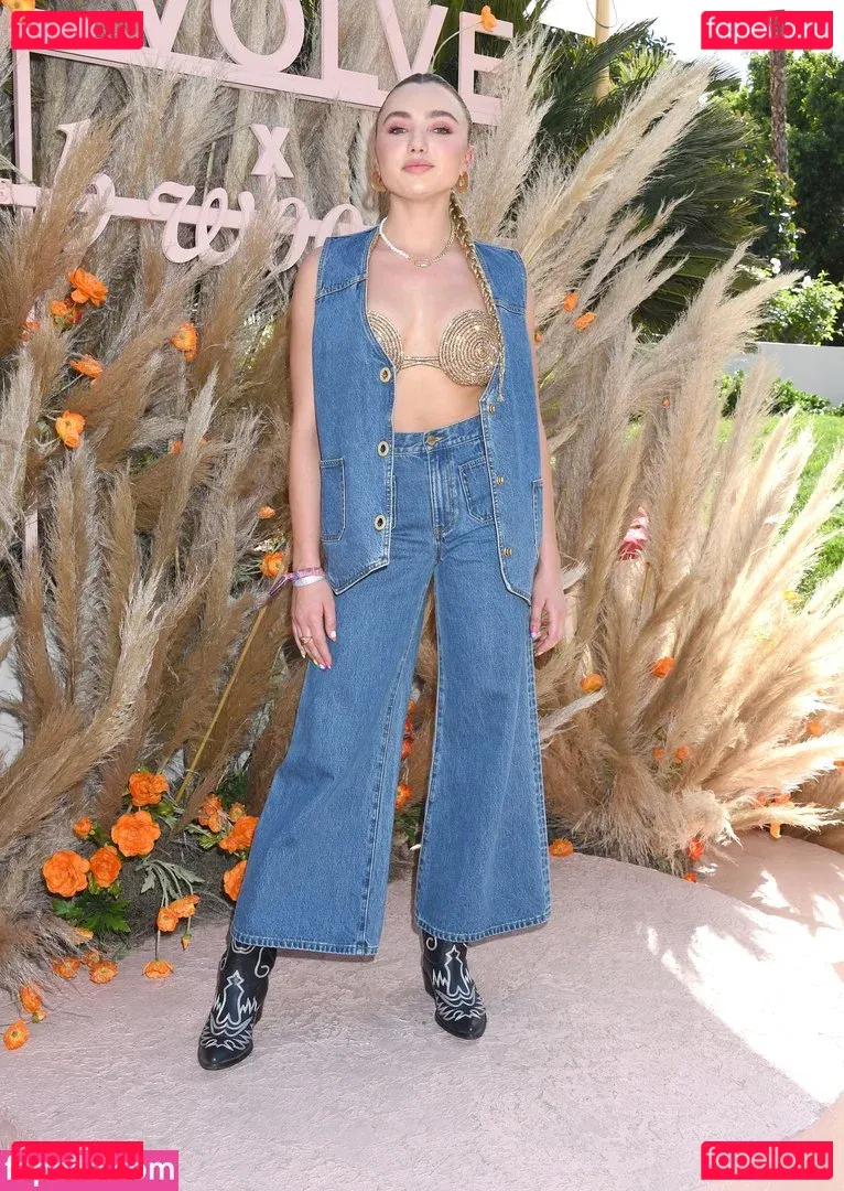 Peyton List Onlyfans Photo Gallery 