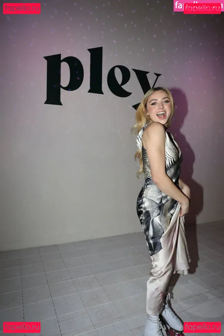 Peyton List Onlyfans Photo Gallery 