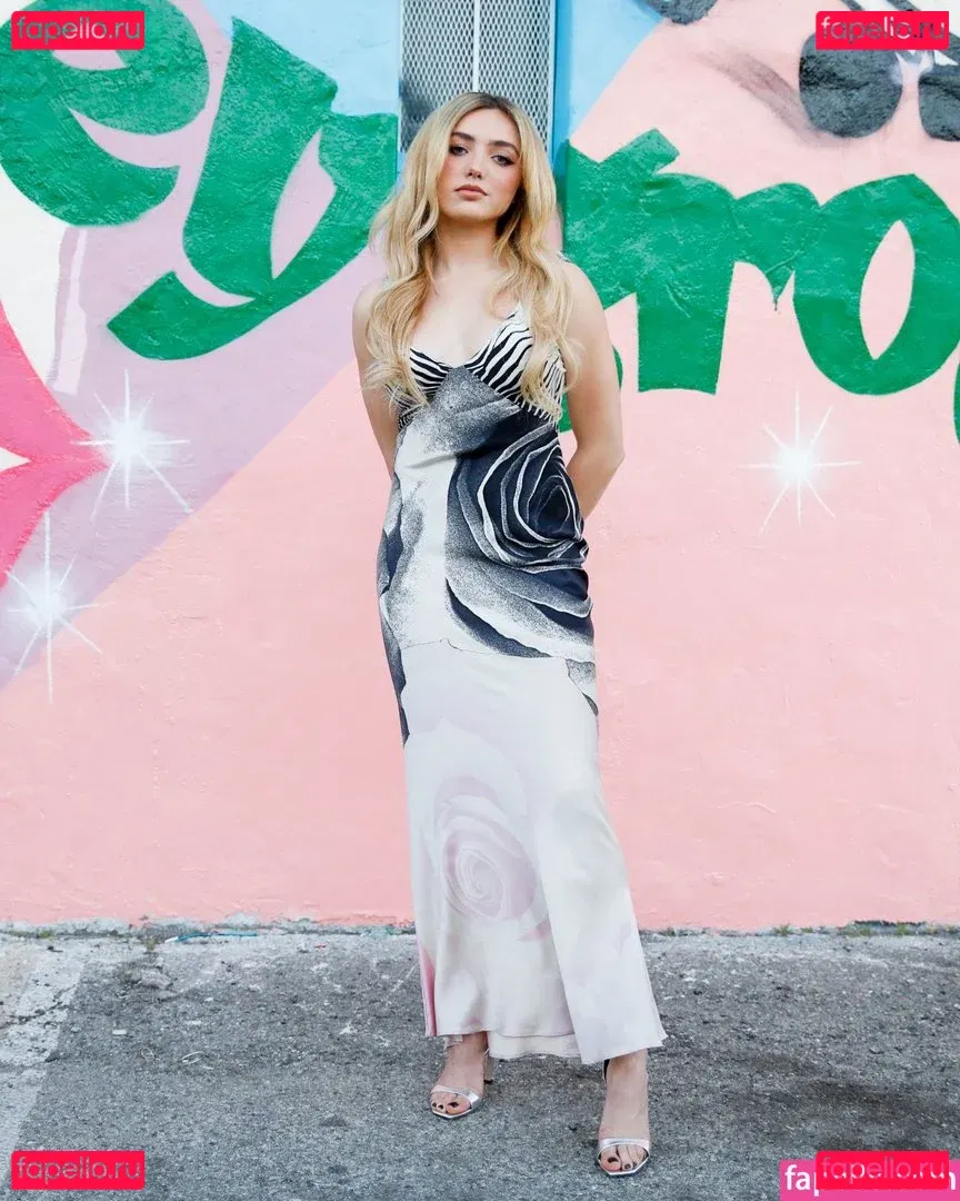 Peyton List Onlyfans Photo Gallery 