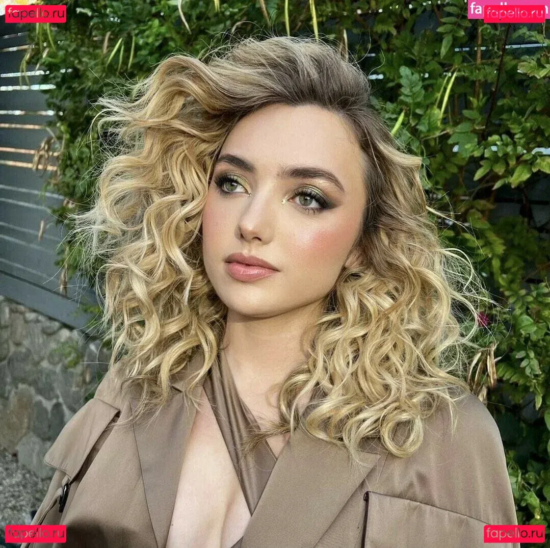 Peyton List Onlyfans Photo Gallery 
