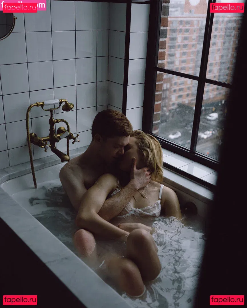 Peyton List Onlyfans Photo Gallery 